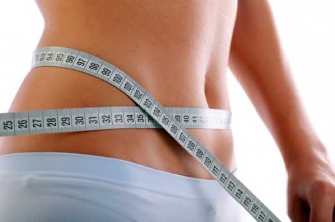 Como perder o peso sem dietas em 7 quilogramas durante um mês em condições de casa