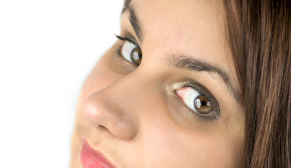 Máscara de olhos umas respostas de tubarão