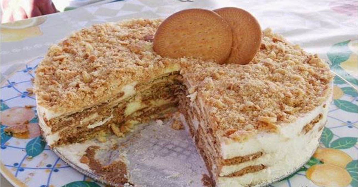 Bolo de bolacha com nata! Fácil de fazer e fica com um aspecto