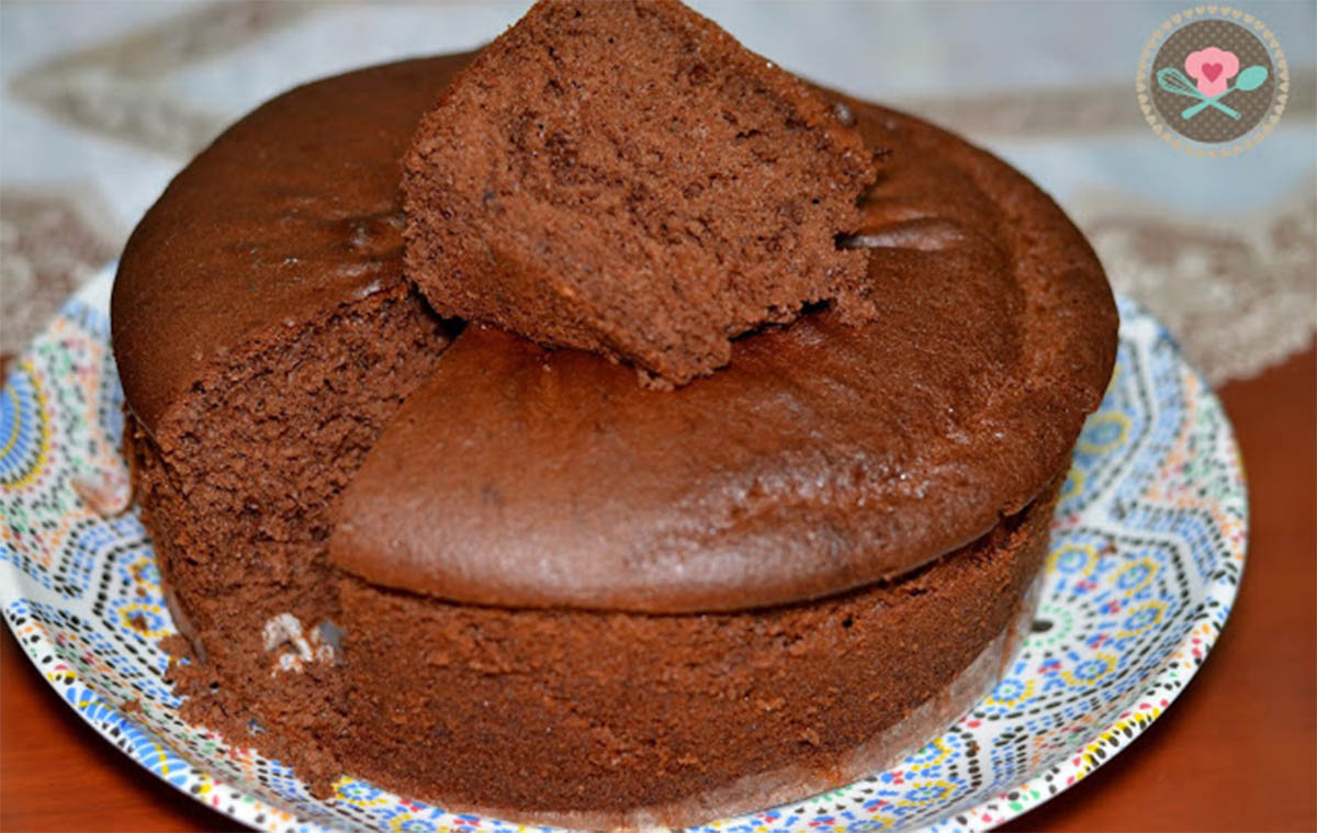 Pão de Ló de Chocolate - Tão fofinho que se desfaz na boca